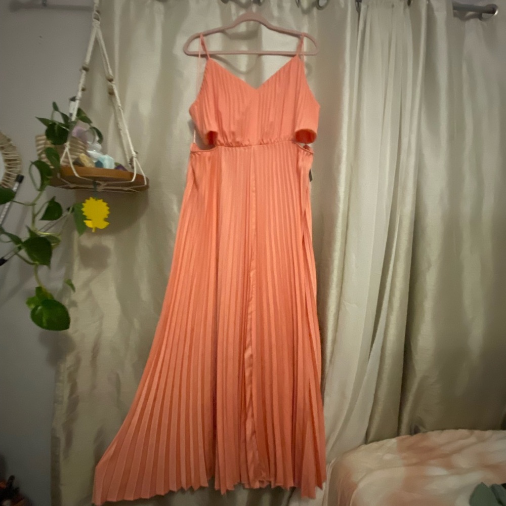 Express Peach cutout Pleated Dress  XL